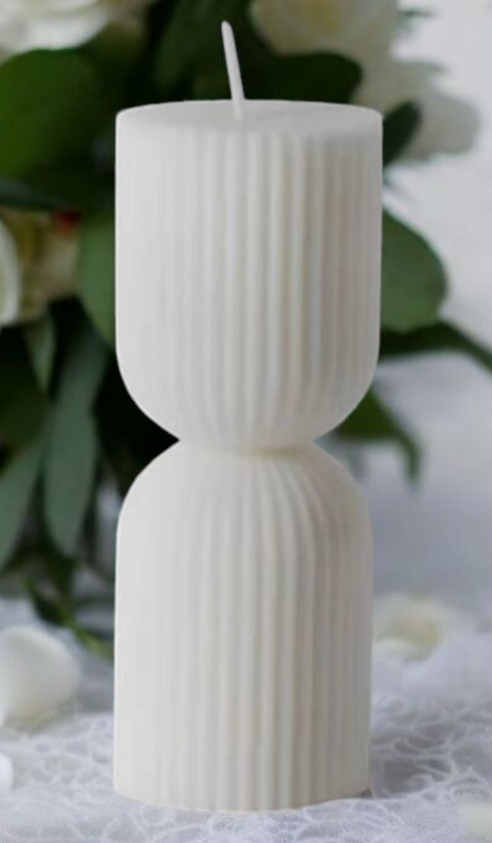 Bougie artisanale naturelle parfumée aesthetic à la Rose MINHBATTI