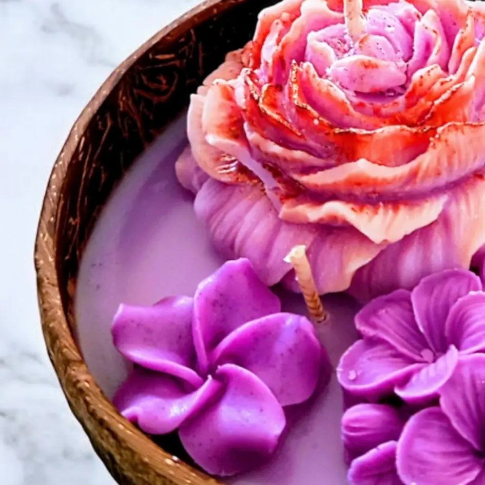 Bougie parfumée au musc "purple flowers" MĪNHBATTĪ