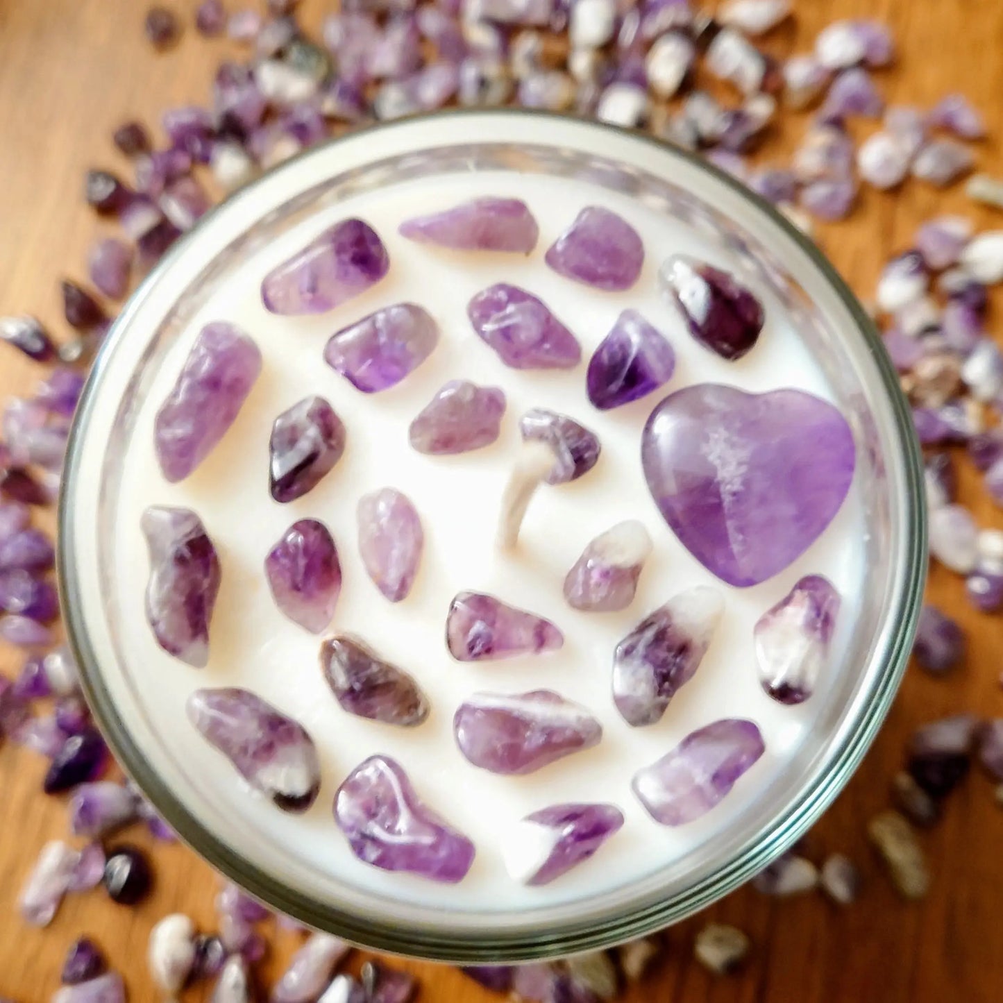 La Bougie qui te veut du bien Ambre/patchouli/améthystes. MĪNHBATTĪ