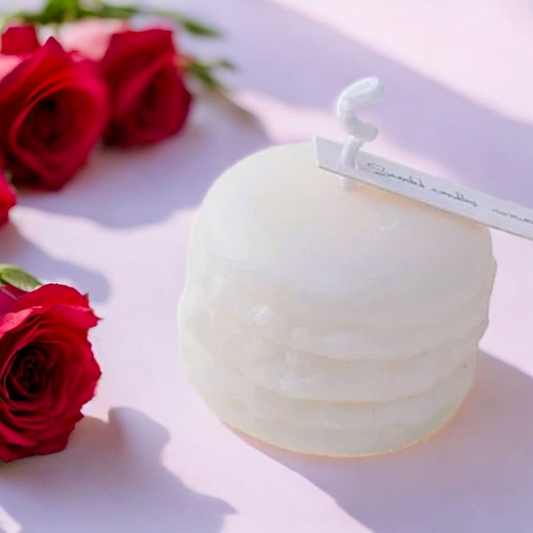 Bougie Parfumée Artisanale Macaron au Freesia MINHBATTI