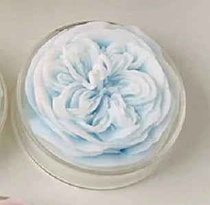 Bougie naturelle parfumée d'aromathérapie artisanale fleur bleue Campanule MINHBATTI