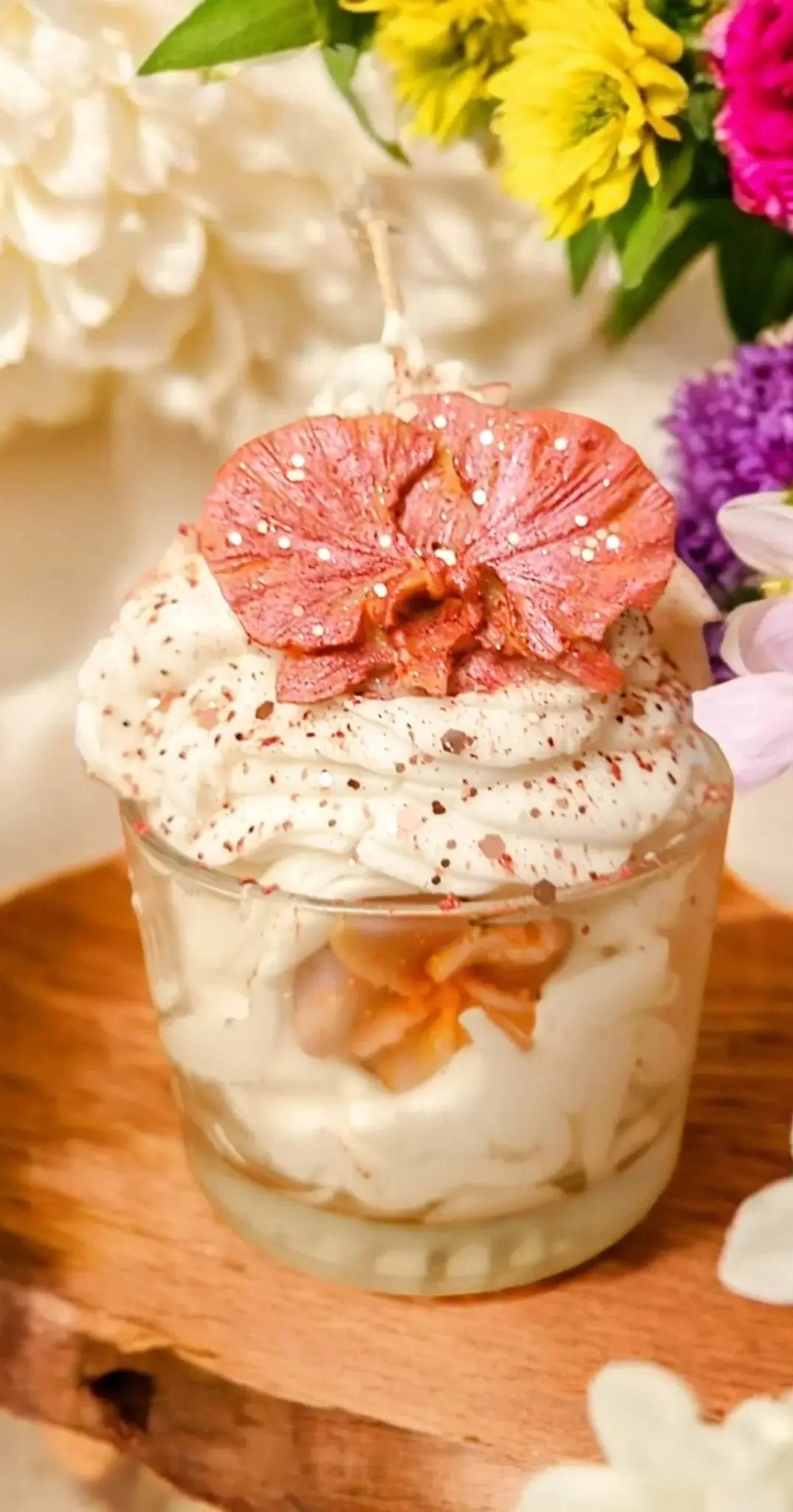 Bougie parfumée au musc "Essence enchantée" MĪNHBATTĪ