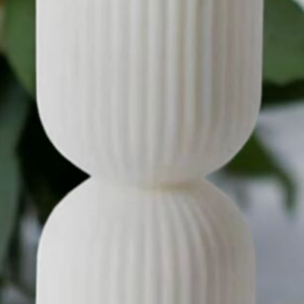 Bougie artisanale naturelle parfumée aesthetic à la Rose MINHBATTI